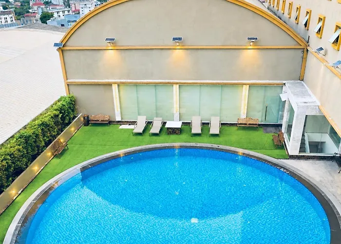 Lee Lat Phrao 4*